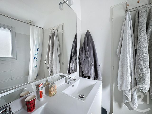 maison à louer - 5 pièces - 100.97 m2 - MIOS - 33 - AQUITAINE - Century 21 Duprat & Associés