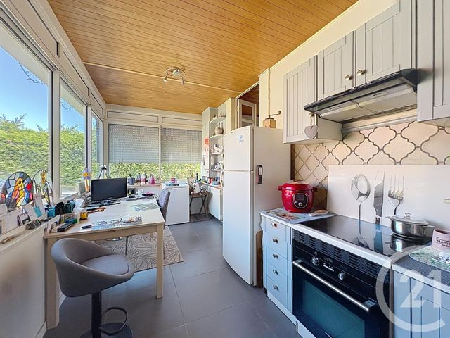 maison à louer - 7 pièces - 90.0 m2 - GUJAN MESTRAS - 33 - AQUITAINE - Century 21 Duprat & Associés