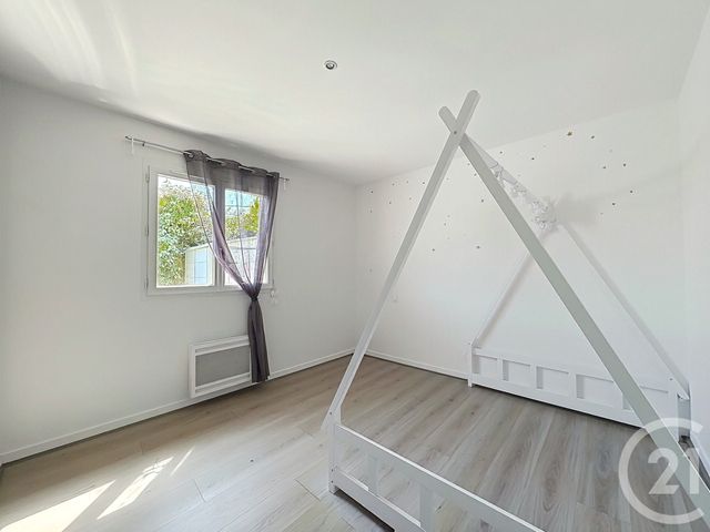 maison à louer - 4 pièces - 91.38 m2 - GUJAN MESTRAS - 33 - AQUITAINE - Century 21 Duprat & Associés