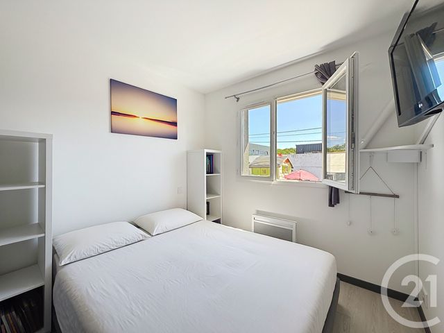 maison à louer - 4 pièces - 91.38 m2 - GUJAN MESTRAS - 33 - AQUITAINE - Century 21 Duprat & Associés