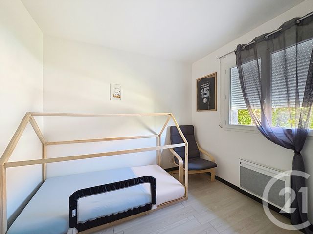 maison à louer - 4 pièces - 91.38 m2 - GUJAN MESTRAS - 33 - AQUITAINE - Century 21 Duprat & Associés