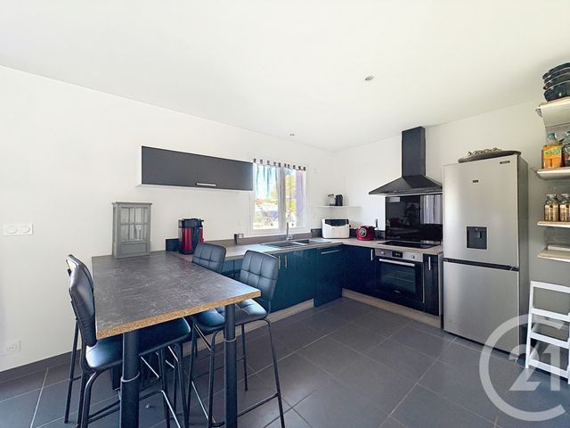 maison à louer - 4 pièces - 91.38 m2 - GUJAN MESTRAS - 33 - AQUITAINE - Century 21 Duprat & Associés