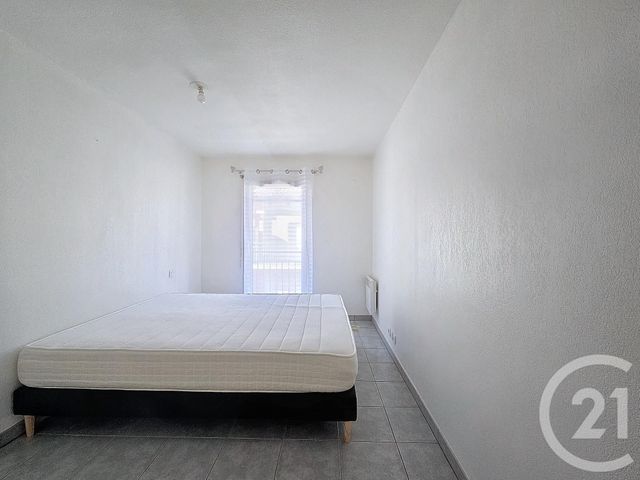 Appartement F3 à louer - 3 pièces - 56.66 m2 - GUJAN MESTRAS - 33 - AQUITAINE - Century 21 Duprat & Associés