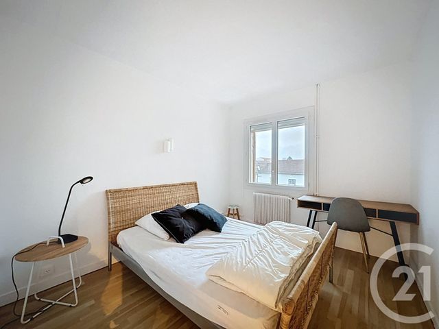 Appartement F4 à louer - 4 pièces - 63.41 m2 - GUJAN MESTRAS - 33 - AQUITAINE - Century 21 Duprat & Associés