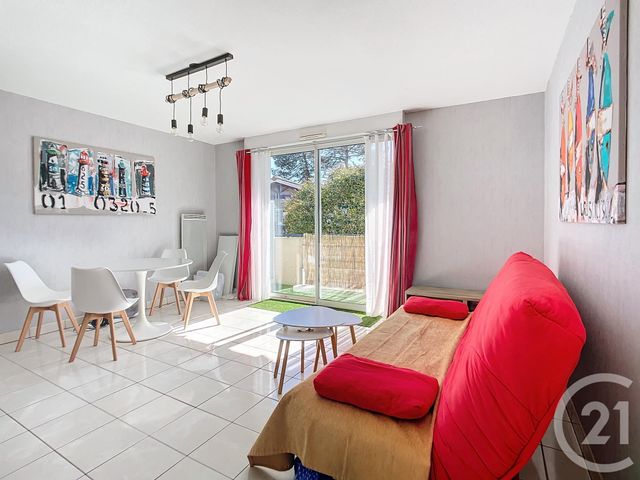 Appartement F4 à louer - 4 pièces - 68.63 m2 - GUJAN MESTRAS - 33 - AQUITAINE - Century 21 Duprat & Associés