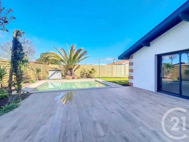 maison à vendre - 5 pièces - 110.01 m2 - LA TESTE DE BUCH - 33 - AQUITAINE - Century 21 Duprat & Associés