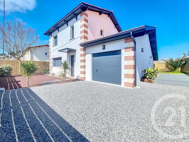 maison à vendre - 5 pièces - 110.01 m2 - LA TESTE DE BUCH - 33 - AQUITAINE - Century 21 Duprat & Associés