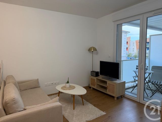 Appartement F2 à louer - 2 pièces - 41.9 m2 - LE TEICH - 33 - AQUITAINE - Century 21 Duprat & Associés