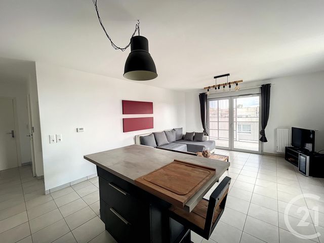 Appartement F3 à louer - 3 pièces - 61.38 m2 - LORMONT - 33 - AQUITAINE - Century 21 Duprat & Associés