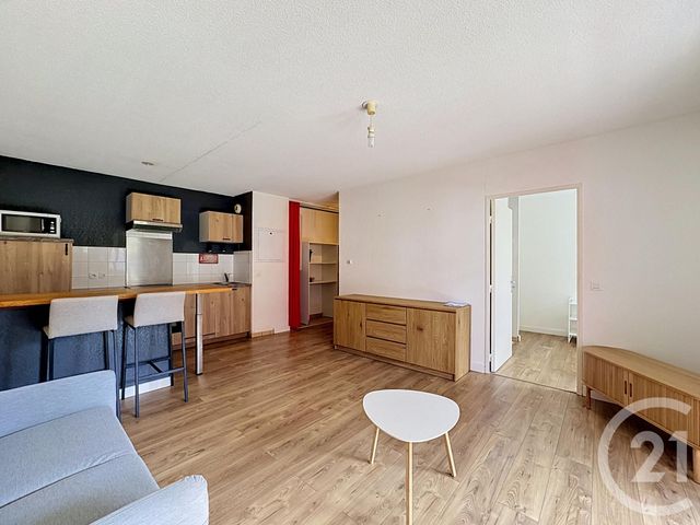 Appartement F2 à louer - 2 pièces - 42.02 m2 - GUJAN MESTRAS - 33 - AQUITAINE - Century 21 Duprat & Associés