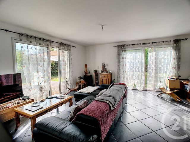 maison à louer - 4 pièces - 99.13 m2 - GUJAN MESTRAS - 33 - AQUITAINE - Century 21 Duprat & Associés