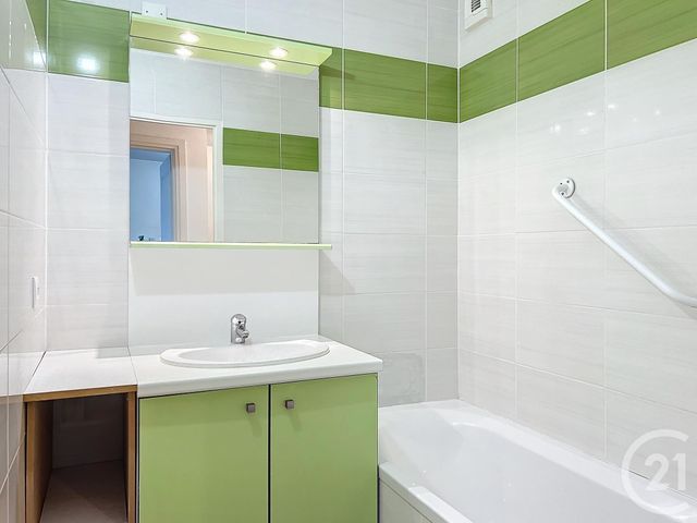 Appartement F2 à louer - 2 pièces - 36.26 m2 - GUJAN MESTRAS - 33 - AQUITAINE - Century 21 Duprat & Associés