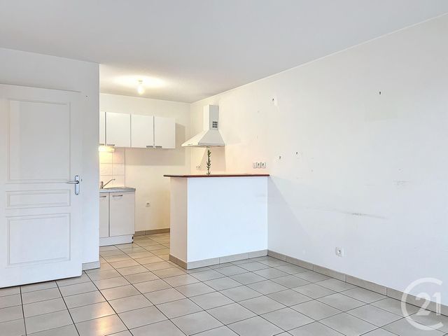 Appartement F2 à louer - 2 pièces - 36.26 m2 - GUJAN MESTRAS - 33 - AQUITAINE - Century 21 Duprat & Associés