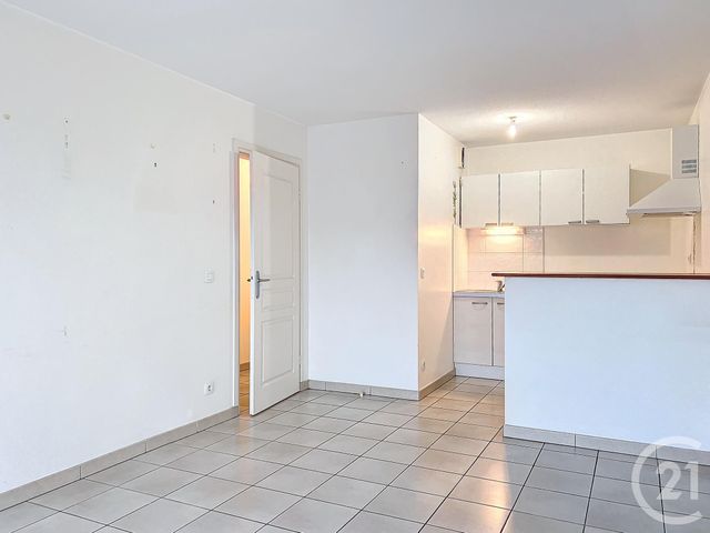 Appartement F2 à louer - 2 pièces - 36.26 m2 - GUJAN MESTRAS - 33 - AQUITAINE - Century 21 Duprat & Associés