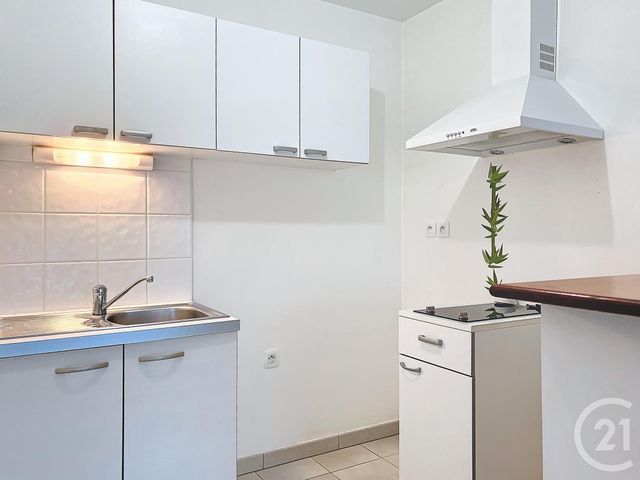 Appartement F2 à louer - 2 pièces - 36.26 m2 - GUJAN MESTRAS - 33 - AQUITAINE - Century 21 Duprat & Associés
