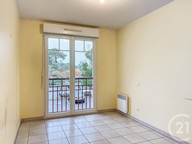 Appartement F2 à louer - 2 pièces - 36.26 m2 - GUJAN MESTRAS - 33 - AQUITAINE - Century 21 Duprat & Associés