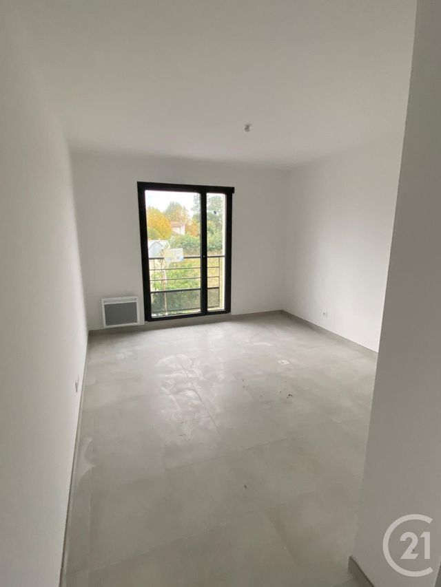 Appartement F3 à louer - 3 pièces - 75.81 m2 - BIGANOS - 33 - AQUITAINE - Century 21 Duprat & Associés