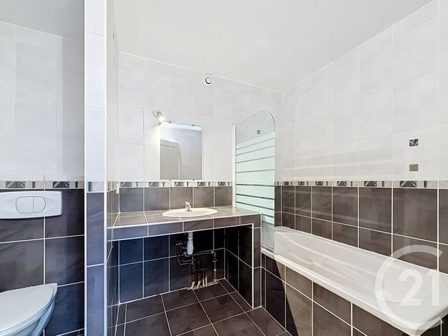 maison à vendre - 4 pièces - 111.71 m2 - GUJAN MESTRAS - 33 - AQUITAINE - Century 21 Duprat & Associés
