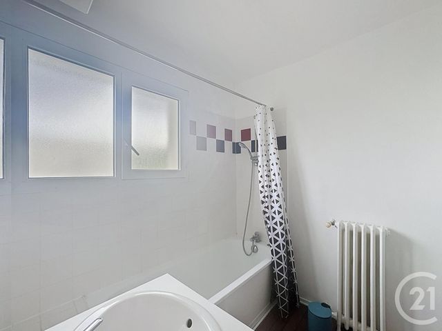 Appartement F4 à louer - 4 pièces - 73.0 m2 - TALENCE - 33 - AQUITAINE - Century 21 Duprat & Associés