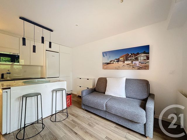 Appartement F1 à louer - 1 pièce - 21.63 m2 - ARCACHON - 33 - AQUITAINE - Century 21 Duprat & Associés