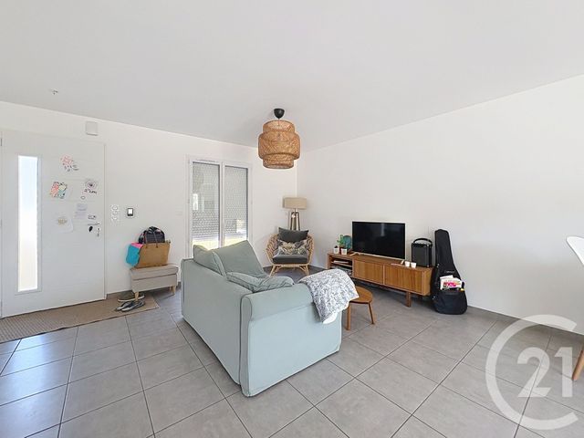 maison à louer - 4 pièces - 92.61 m2 - ST JULIEN EN BORN - 40 - AQUITAINE - Century 21 Duprat & Associés