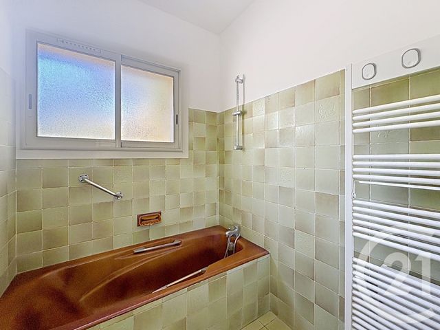 Appartement F3 à louer - 4 pièces - 81.26 m2 - SALLES - 33 - AQUITAINE - Century 21 Duprat & Associés