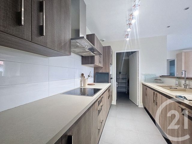 maison à louer - 3 pièces - 80.3 m2 - GUJAN MESTRAS - 33 - AQUITAINE - Century 21 Duprat & Associés