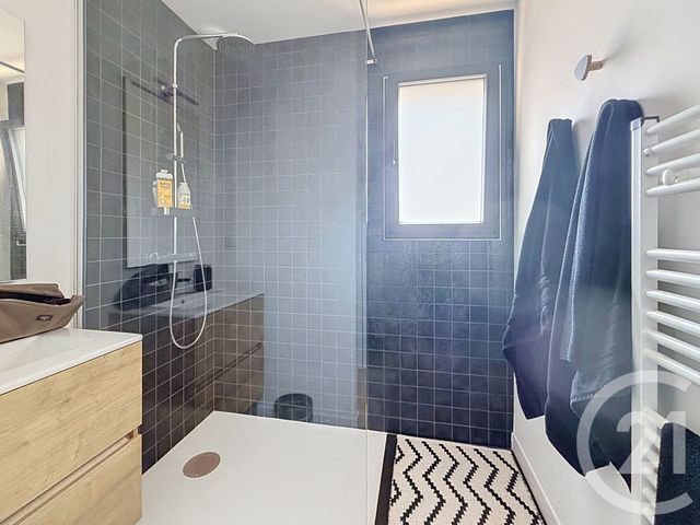 maison à vendre - 4 pièces - 104.71 m2 - GUJAN MESTRAS - 33 - AQUITAINE - Century 21 Duprat & Associés