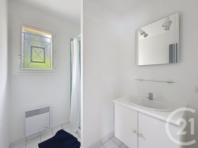 maison à louer - 4 pièces - 131.68 m2 - BELIN BELIET - 33 - AQUITAINE - Century 21 Duprat & Associés