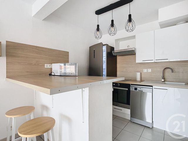 Appartement F2 à louer - 2 pièces - 39.88 m2 - GUJAN MESTRAS - 33 - AQUITAINE - Century 21 Duprat & Associés
