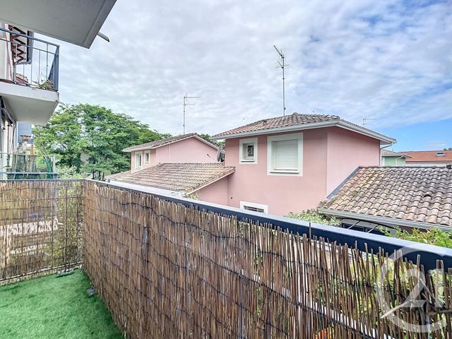 Appartement F2 à louer - 2 pièces - 39.88 m2 - GUJAN MESTRAS - 33 - AQUITAINE - Century 21 Duprat & Associés