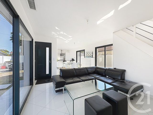 maison à louer - 4 pièces - 77.0 m2 - LA TESTE DE BUCH - 33 - AQUITAINE - Century 21 Duprat & Associés