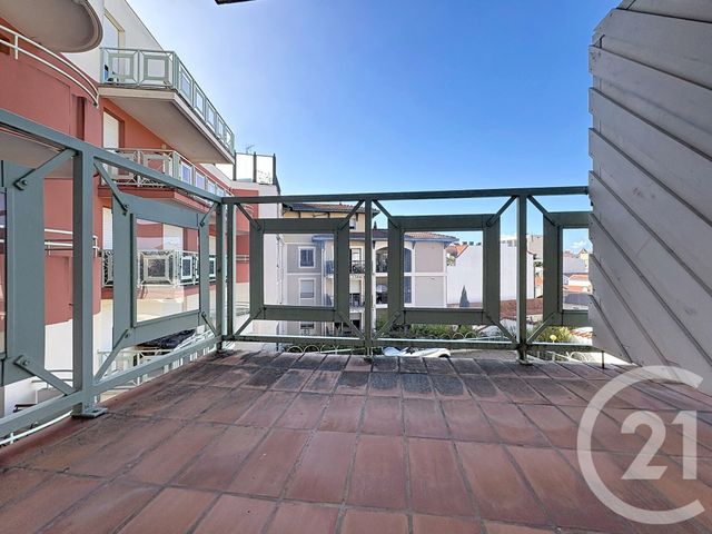 Appartement F2 à louer - 2 pièces - 32.32 m2 - ARCACHON - 33 - AQUITAINE - Century 21 Duprat & Associés