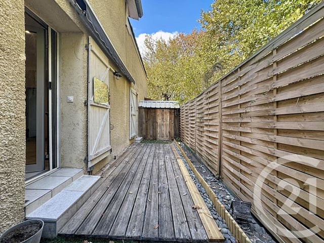 Appartement F1 à louer - 1 pièce - 43.75 m2 - GUJAN MESTRAS - 33 - AQUITAINE - Century 21 Duprat & Associés