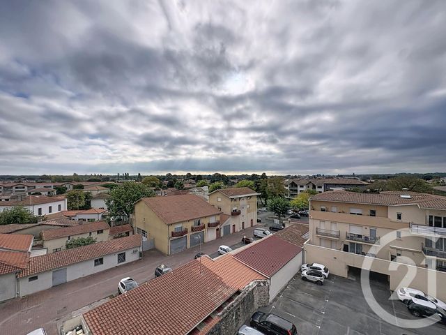 Appartement T3 à louer - 3 pièces - 82.18 m2 - LA TESTE DE BUCH - 33 - AQUITAINE - Century 21 Duprat & Associés