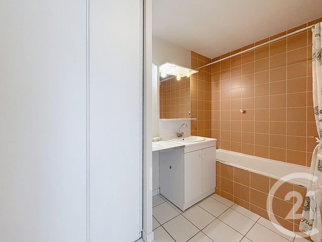 Appartement T3 à louer - 3 pièces - 82.18 m2 - LA TESTE DE BUCH - 33 - AQUITAINE - Century 21 Duprat & Associés