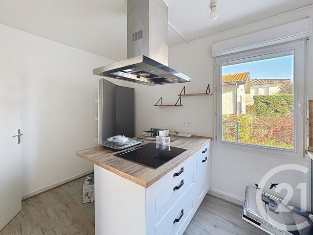 Appartement T3 à louer - 3 pièces - 60.12 m2 - BIGANOS - 33 - AQUITAINE - Century 21 Duprat & Associés