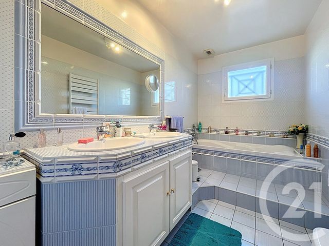 maison à vendre - 5 pièces - 173.06 m2 - LA TESTE DE BUCH - 33 - AQUITAINE - Century 21 Duprat & Associés