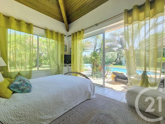 maison à vendre - 5 pièces - 225.0 m2 - LA TESTE DE BUCH - 33 - AQUITAINE - Century 21 Duprat & Associés