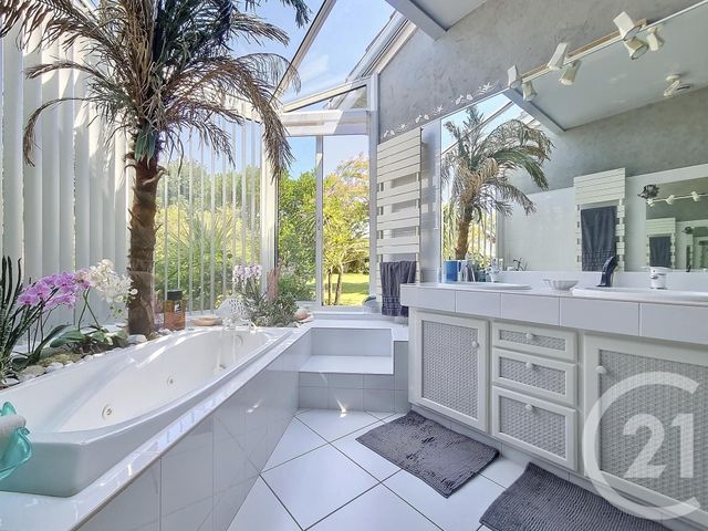 maison à vendre - 5 pièces - 225.0 m2 - LA TESTE DE BUCH - 33 - AQUITAINE - Century 21 Duprat & Associés