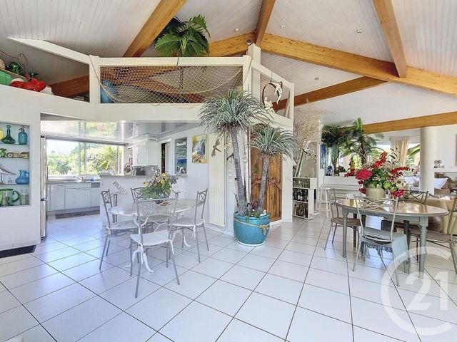 maison à vendre - 5 pièces - 225.0 m2 - LA TESTE DE BUCH - 33 - AQUITAINE - Century 21 Duprat & Associés