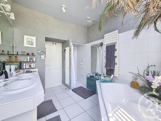 maison à vendre - 5 pièces - 225.0 m2 - LA TESTE DE BUCH - 33 - AQUITAINE - Century 21 Duprat & Associés