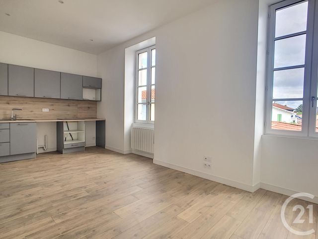 Appartement à Louer à La Teste-de-buch En Vide Par Pichet