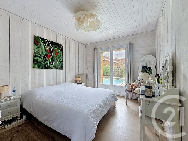 maison à vendre - 5 pièces - 148.0 m2 - GUJAN MESTRAS - 33 - AQUITAINE - Century 21 Duprat & Associés