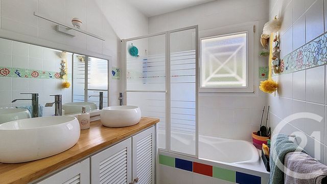 maison à vendre - 5 pièces - 134.21 m2 - LA TESTE DE BUCH - 33 - AQUITAINE - Century 21 Duprat & Associés