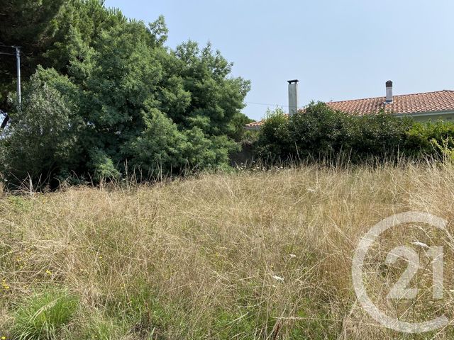 Afficher la photo en grand terrain à vendre - 724.0 m2 - LA TESTE DE BUCH - 33 - AQUITAINE - Century 21 Duprat & Associés