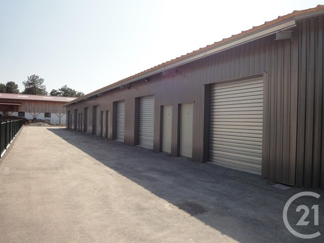 Afficher la photo en grand parking à louer - 50.0 m2 - LA TESTE DE BUCH - 33 - AQUITAINE - Century 21 Duprat & Associés