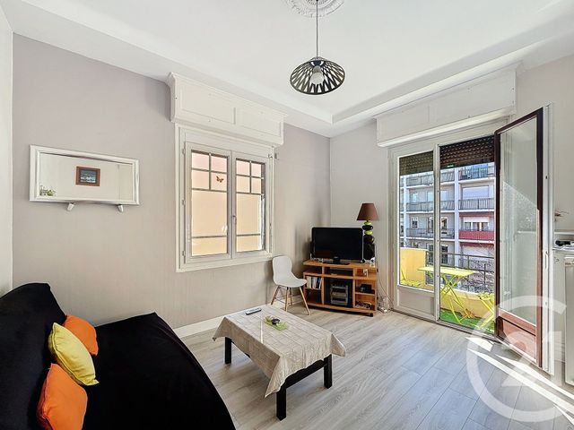 Appartement T3 à vendre - 3 pièces - 57.58 m2 - ARCACHON - 33 - AQUITAINE - Century 21 Duprat Donnesse
