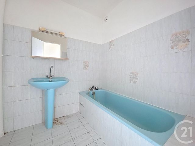 Appartement T2 à vendre - 2 pièces - 33.1 m2 - LA TESTE DE BUCH - 33 - AQUITAINE - Century 21 Duprat & Associés