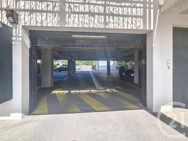 parking à louer - 15.0 m2 - LA TESTE DE BUCH - 33 - AQUITAINE - Century 21 Duprat & Associés